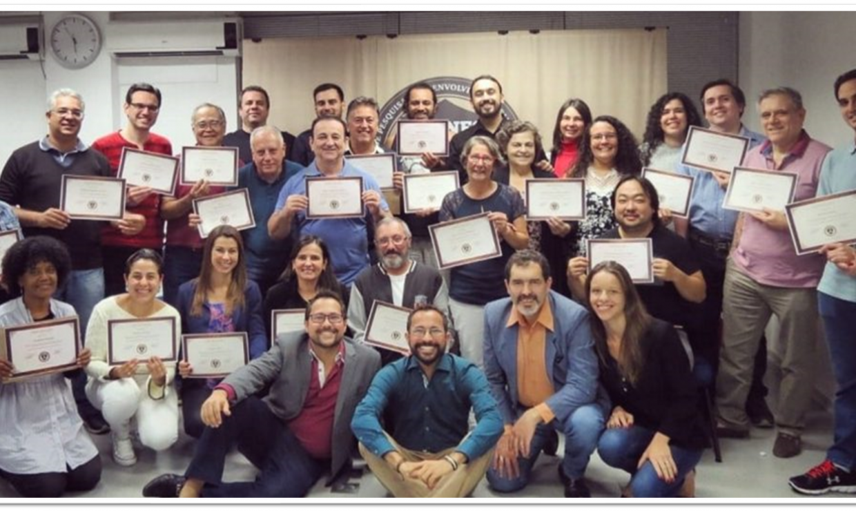 Foto treinamento com certificado 4